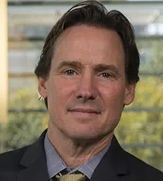 Professor Victor Stango headshot